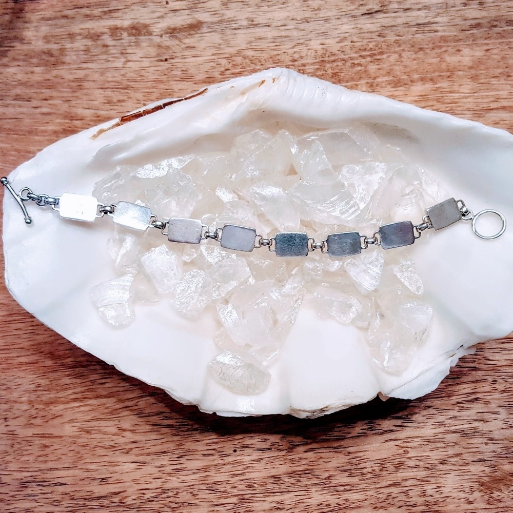 Beautiful Sterling Silver Bracelet! 💕 - Picture 4 of 7